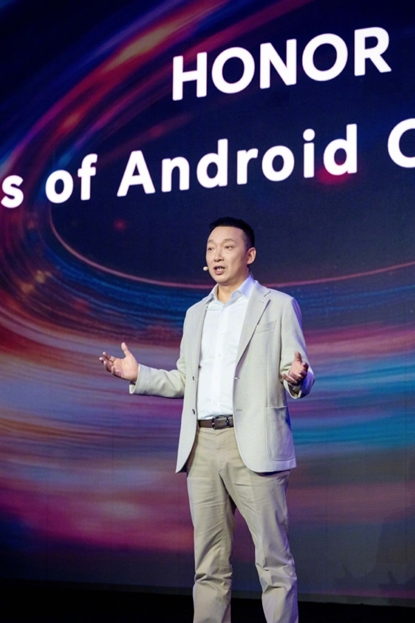 榮耀CEO李健5月28日國內首秀：發布榮耀三部曲、百萬雄鷹計劃